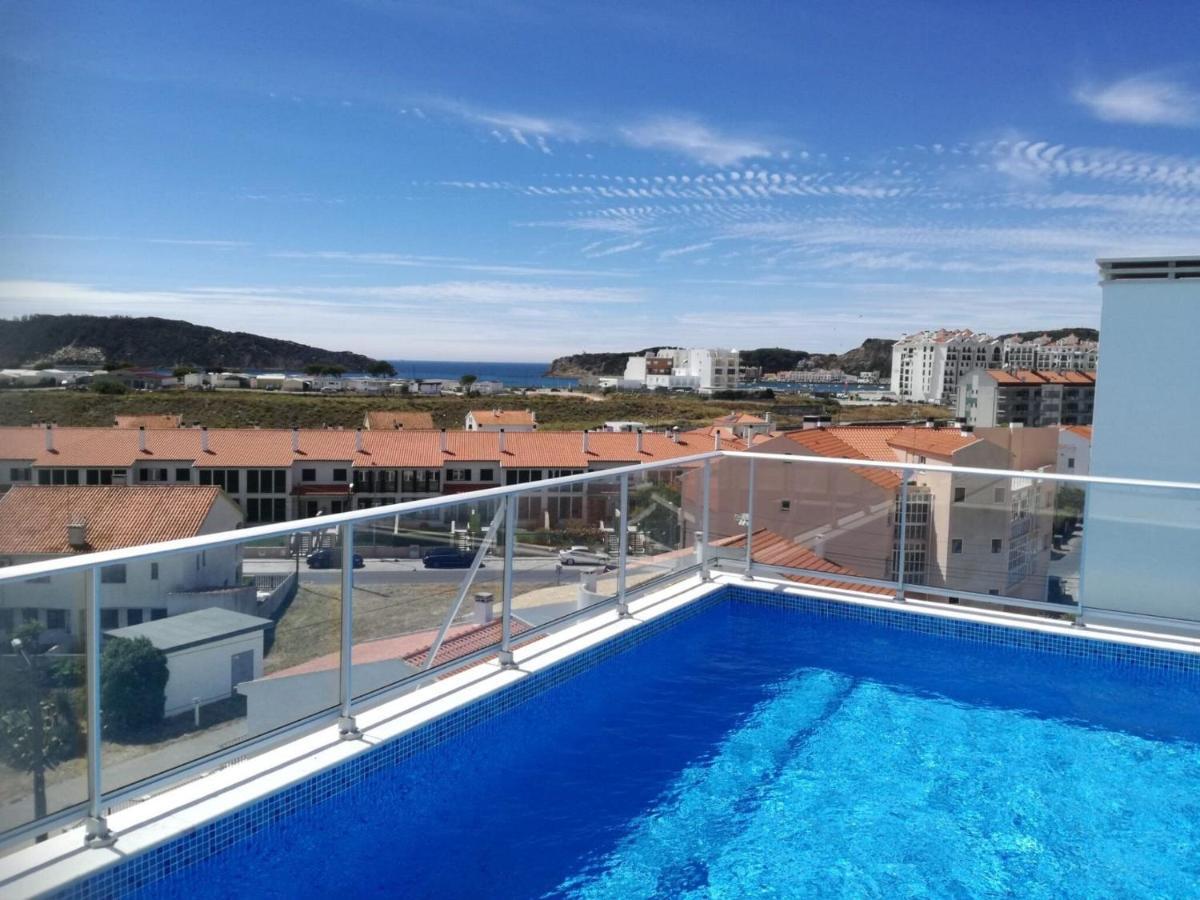 Beautiful Apartment In S O Martinho Do Porto With Balcony São Martinho do Porto Exterior foto