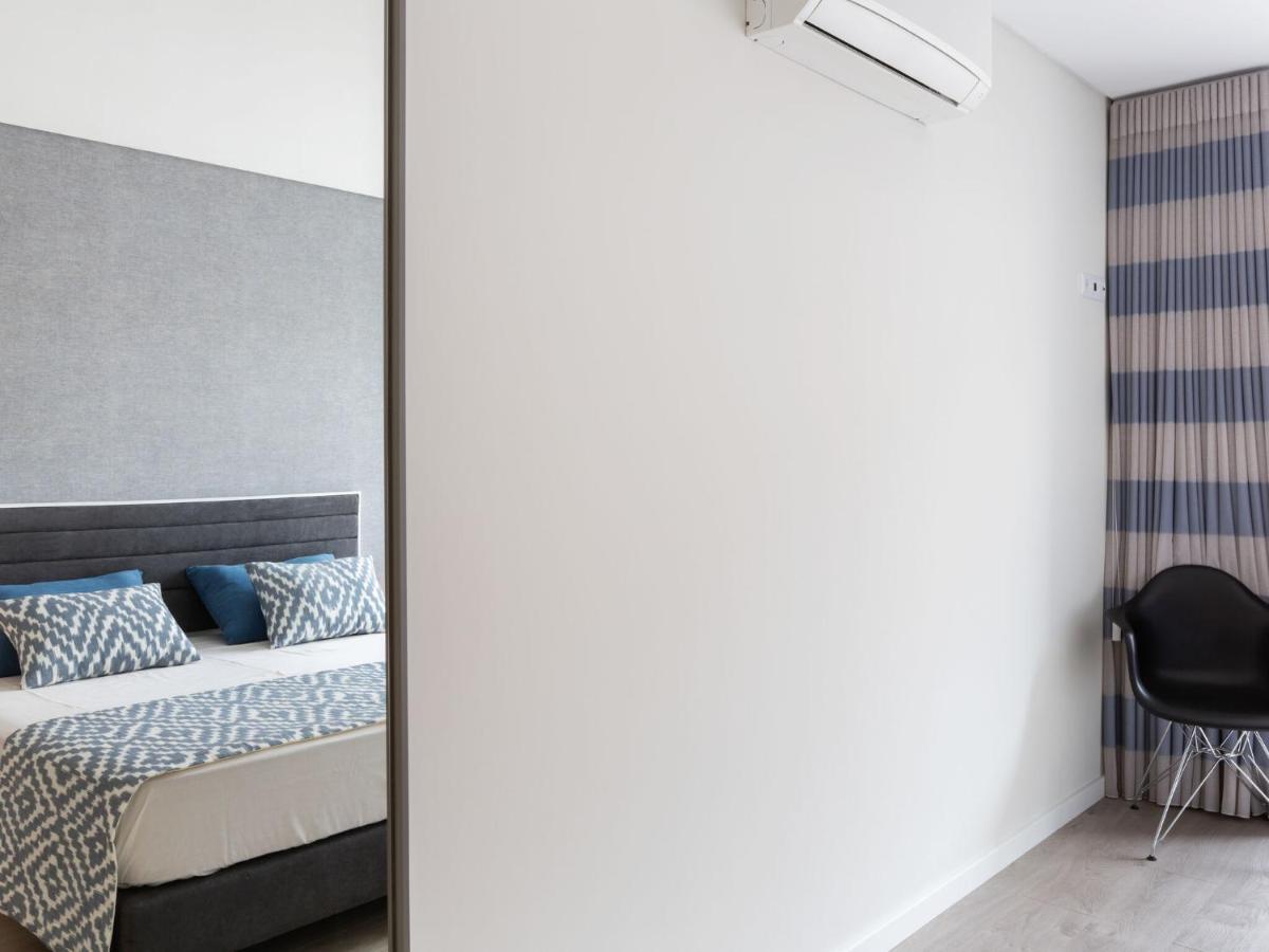 Beautiful Apartment In S O Martinho Do Porto With Balcony São Martinho do Porto Exterior foto